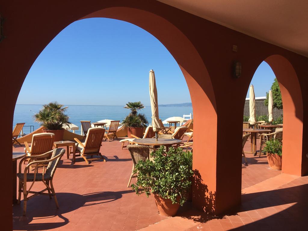 Miramare Di Varigotti Exteriör bild